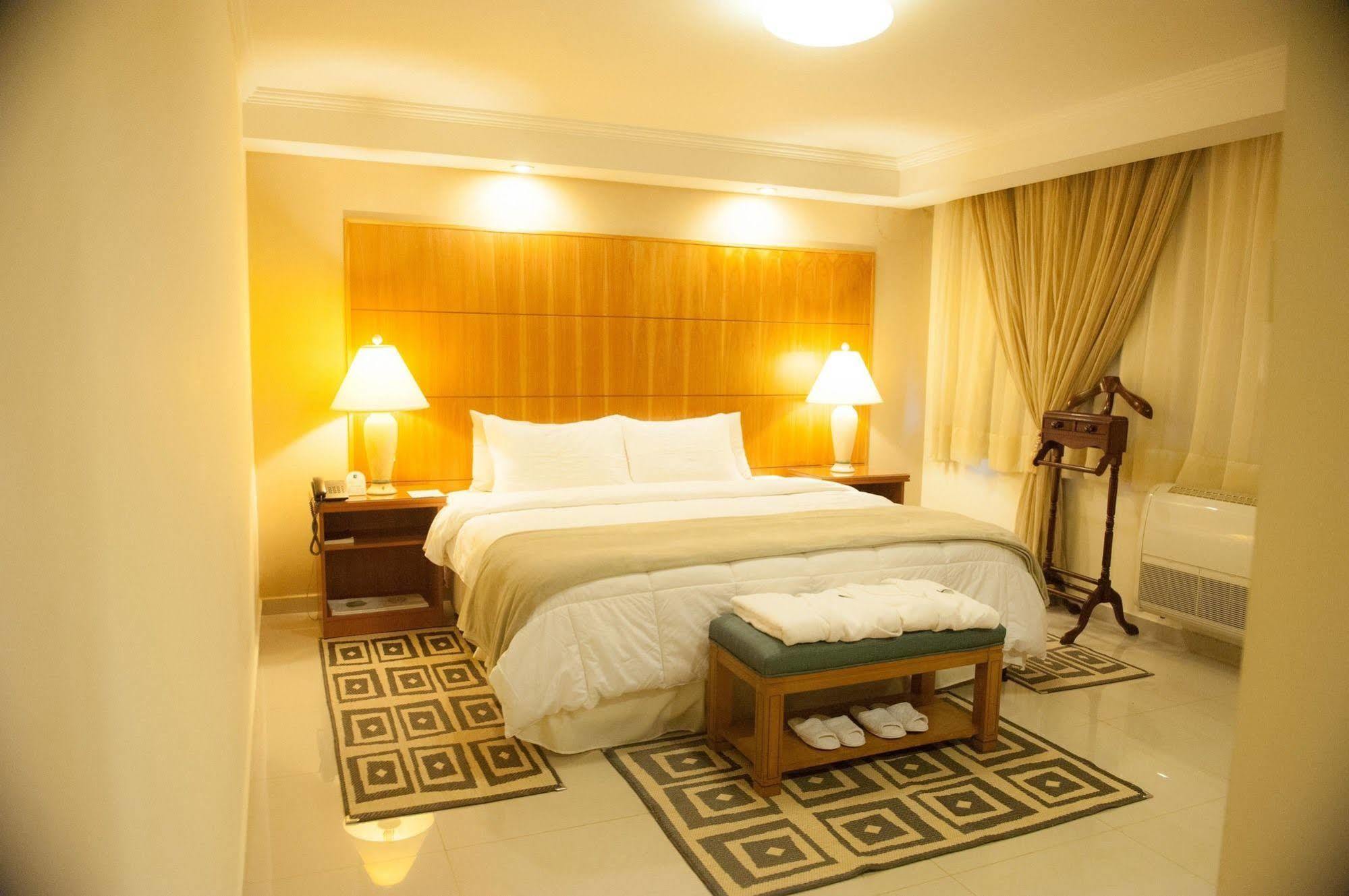 Convair Hotel Сьюдад-дель-Эсте Экстерьер фото